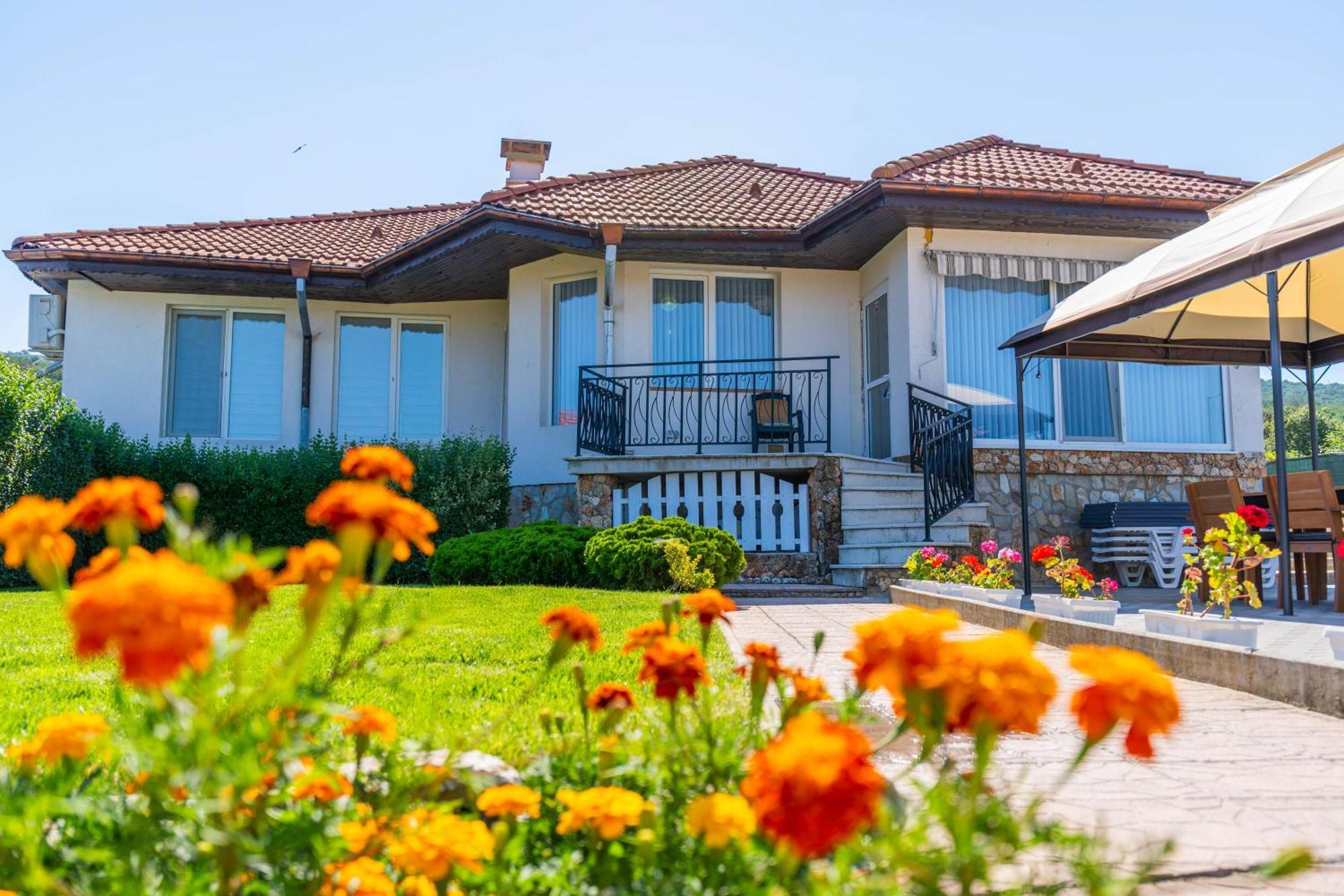 Geranium Holliday Villas Obrochishte Экстерьер фото