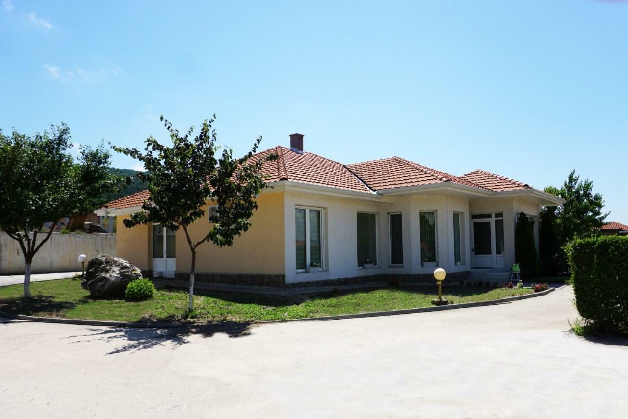 Geranium Holliday Villas Obrochishte Экстерьер фото